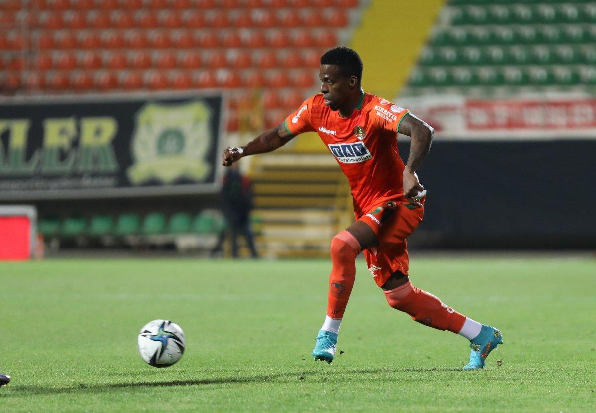 Ziraat Türkiye Kupası Yarı Final maçında Sivasspor Alanyaspor'u ilk maçta yendi