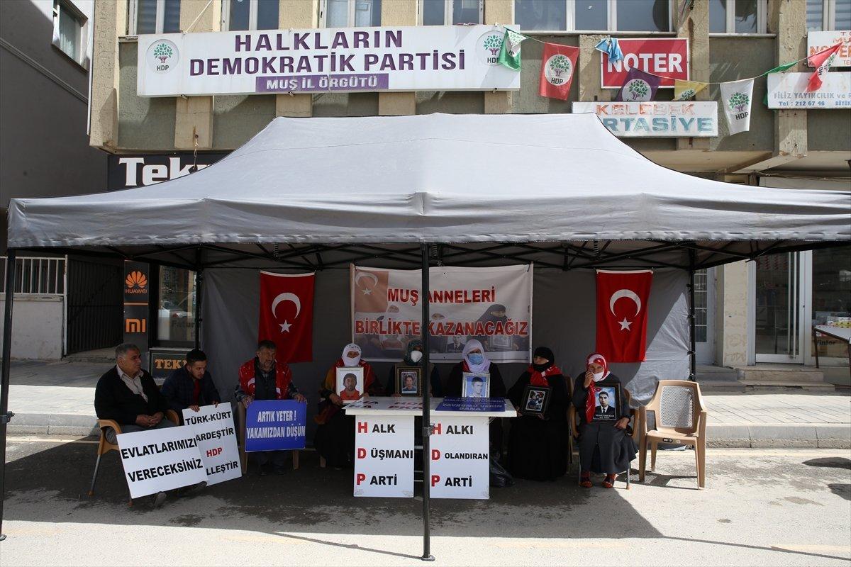 Muş'ta, evlatları için eylem yapan ailelerin sayısı 32'ye yükseldi