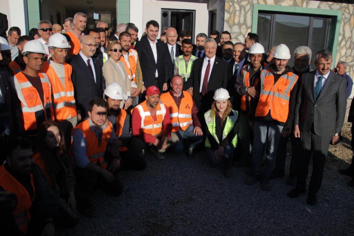 Murat Kurum: İzmir'de 13 bin 500 konut inşa edildi