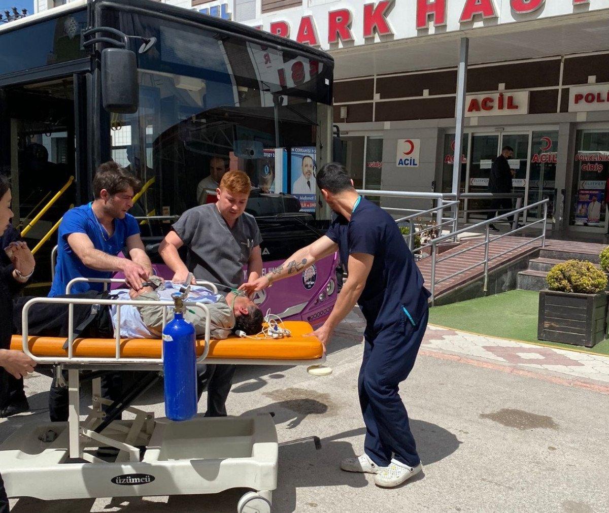 Çorum’da, otobüs şoförü fenalaşan yolcuyu hastaneye yetiştirdi