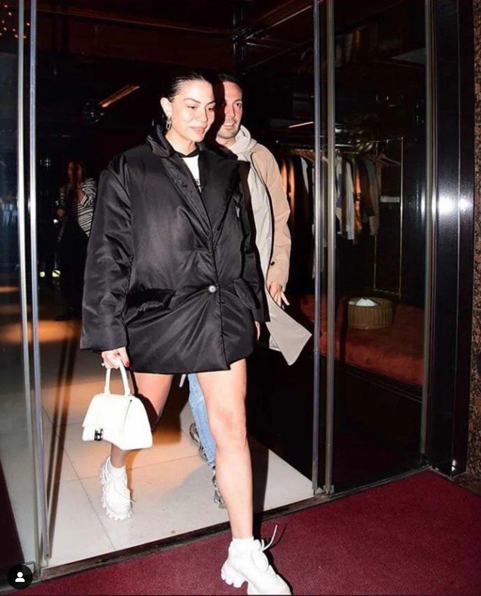 Demet Özdemir, yediğini paylaşınca olay oldu