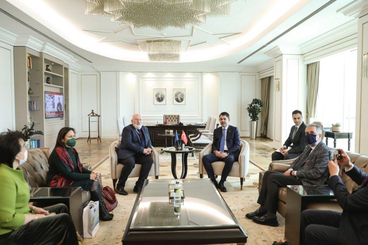 Murat Kurum, AB Komisyonu Başkan Yardımcısı Timmermans'ı kabul etti