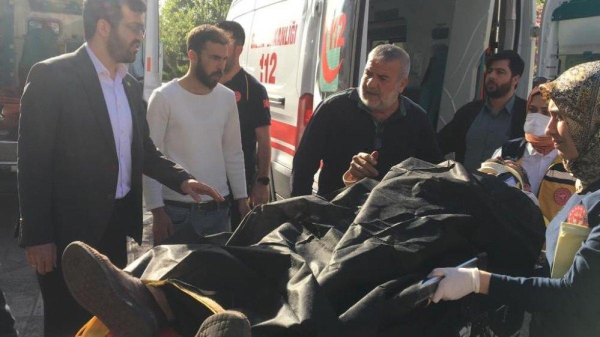 Adıyaman'da otomobil şarampole yuvarlandı: 3 yaralı