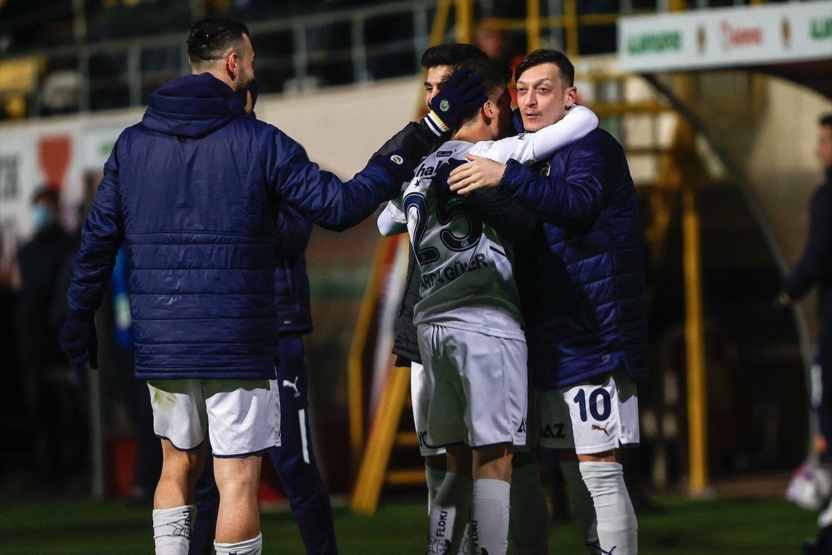 Fenerbahçe'de 10 numaralı forma Arda Güler'e verilecek