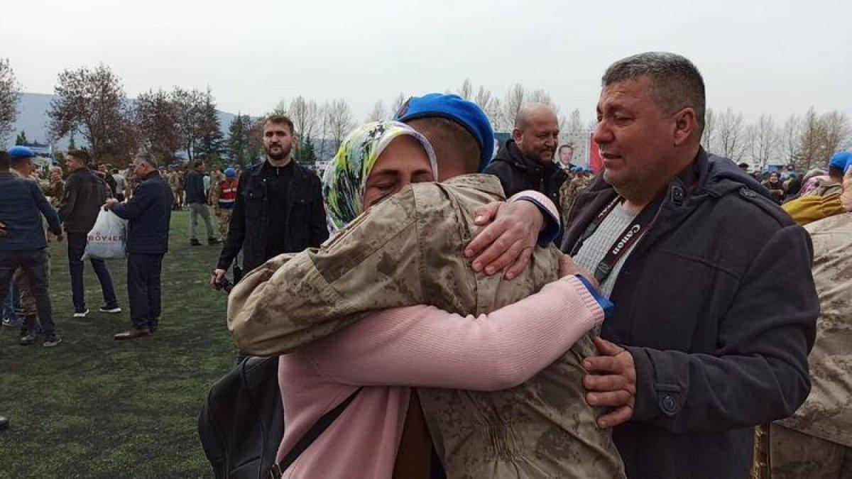 Karabük'te 1165 komando, aileleri ile buluştu