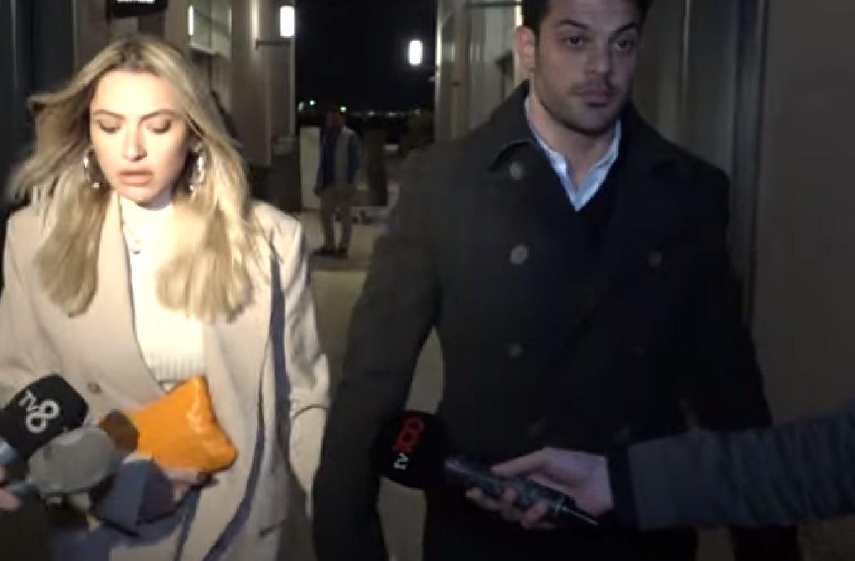 Hamile olduğu iddia edilen Hadise, karnını çantasıyla kapattı