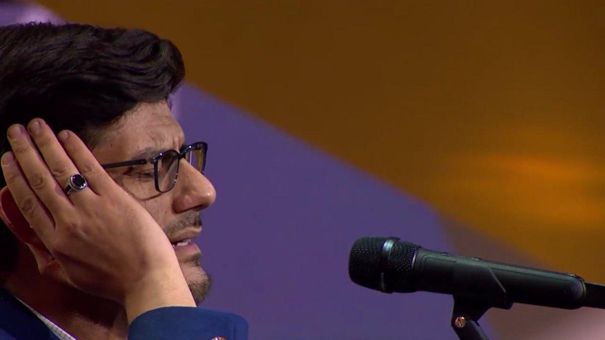 Cumhurbaşkanı Erdoğan, Suudi Arabistan'da ezan yarışması birincisi Muhsin Kara'yı kutladı