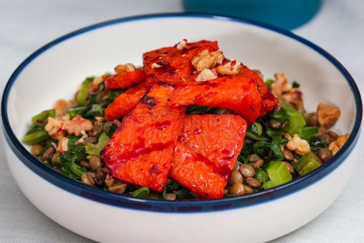 Pazılı bal kabağı salatası tarifi