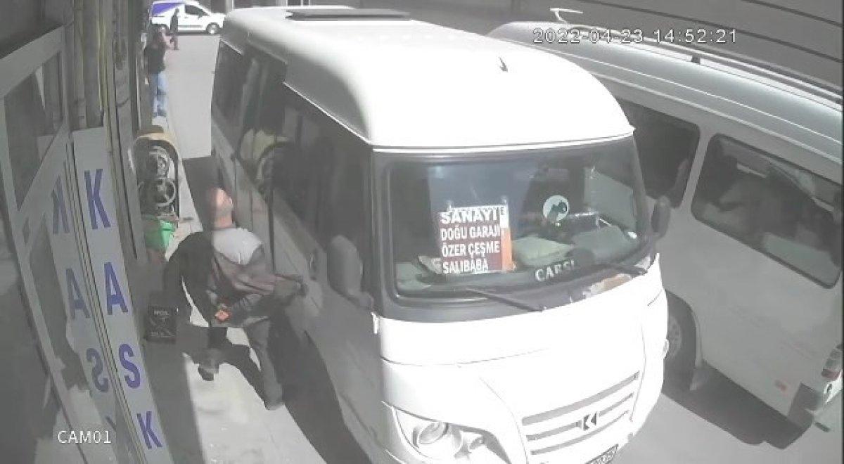 Elazığ’da ilginç kaza kameralara yansıdı