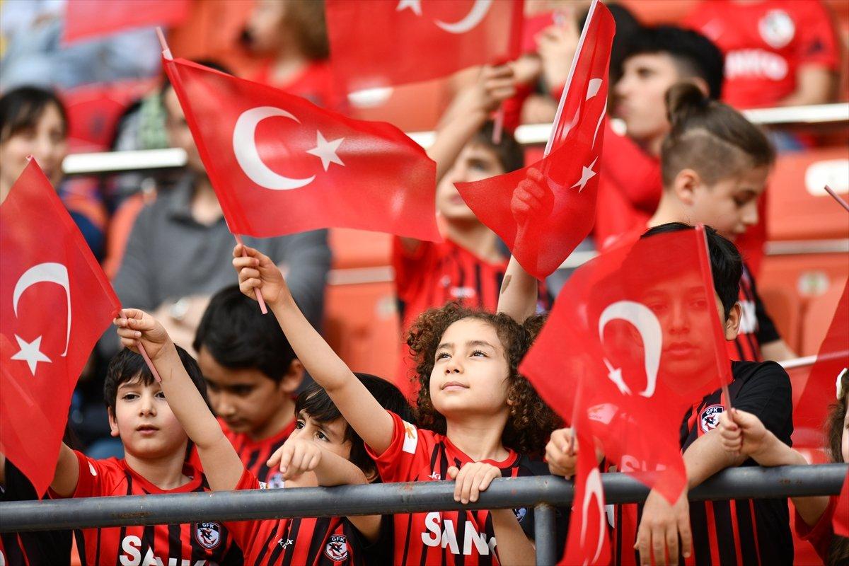 Göztepe, Süper Lig'e veda etti