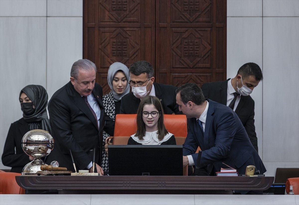 TBMM'deki 23 Nisan özel oturumunda eğlenceli anlar