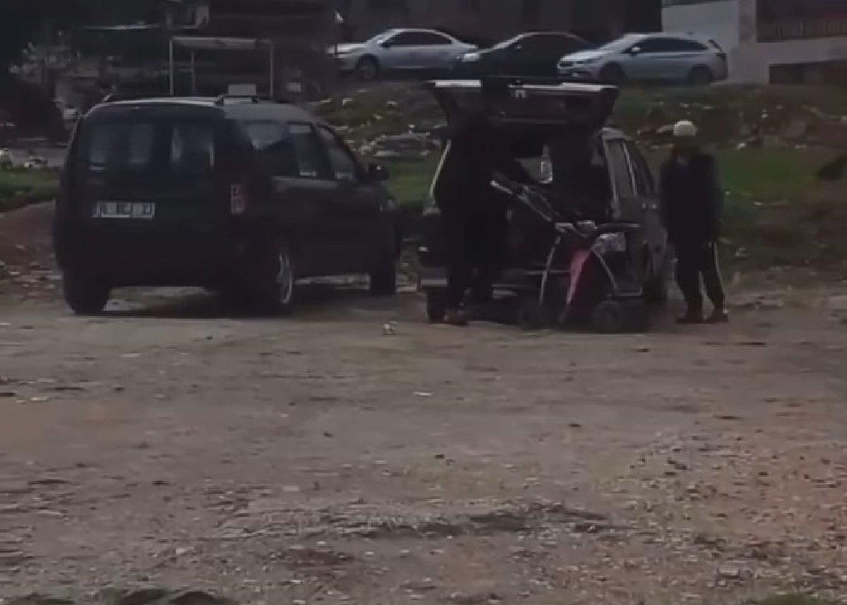 Bursa’da dilencilerin sahaya servisle dağıtıldığı anlar