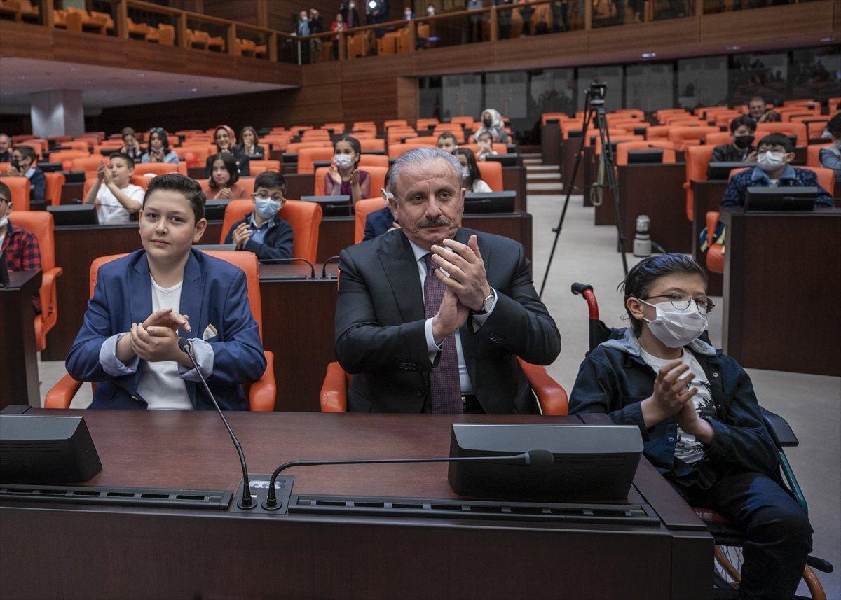 TBMM'deki 23 Nisan özel oturumunda eğlenceli anlar