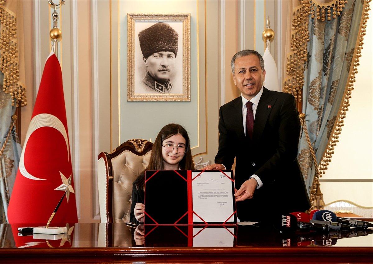 Ali Yerlikaya, 23 Nisan'da öğrencileri ağırladı