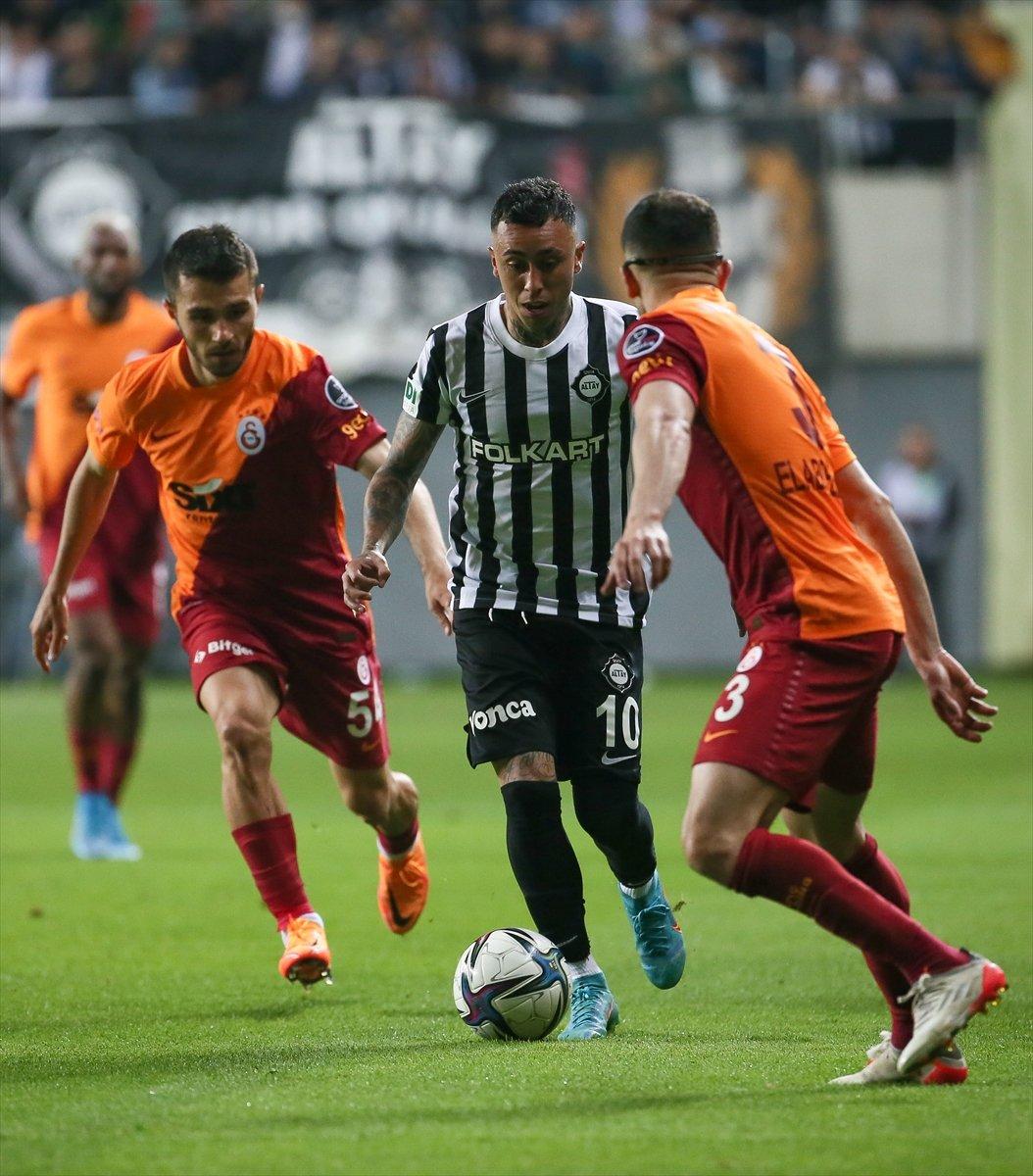 Galatasaray, Altay'ı tek golle geçti