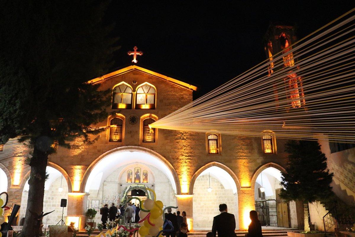 Hatay'da Hristiyanlar, Paskalya Bayramı'nı kutladı