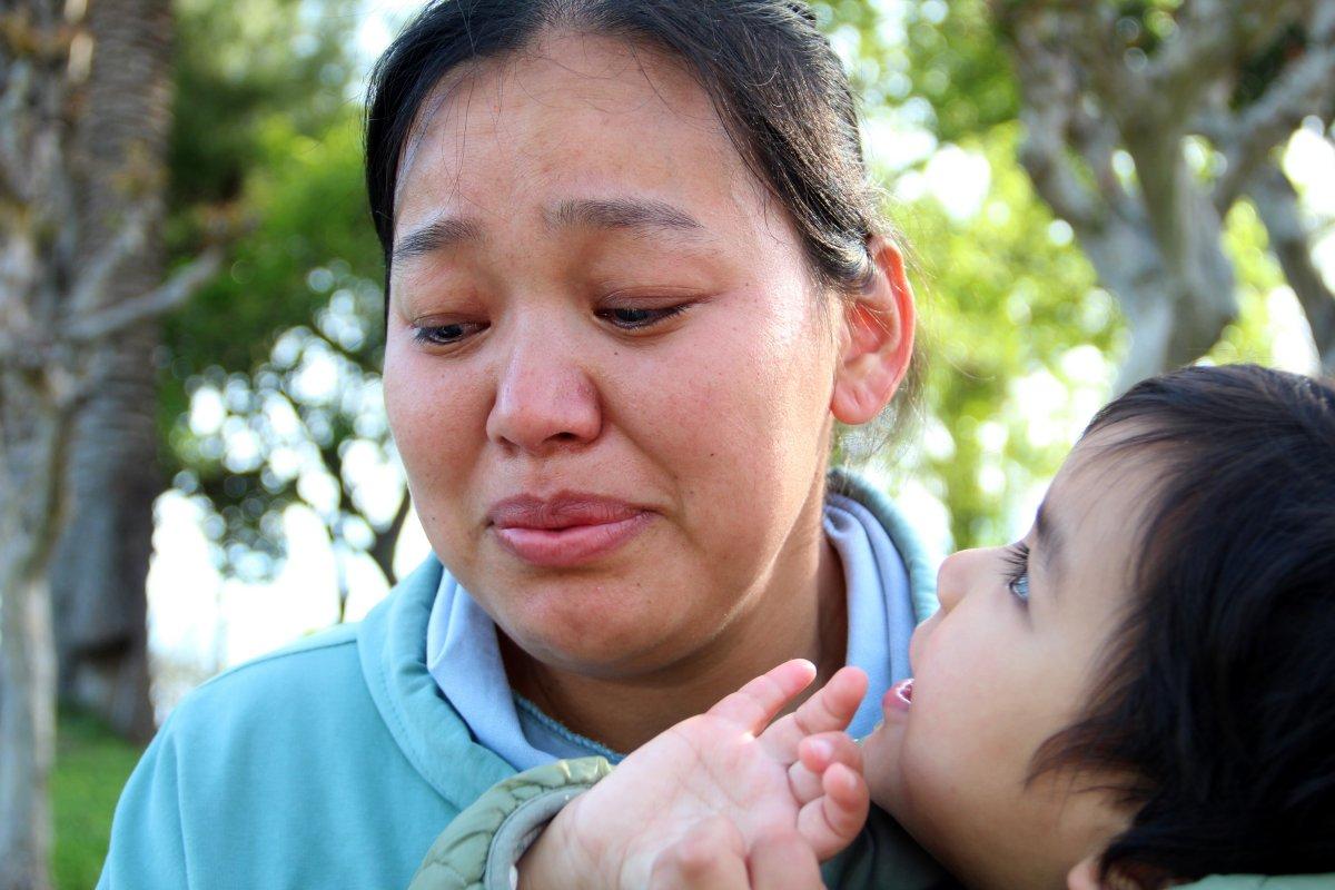 Antalya'da kalan Kazakistanlı anneden hasta kızı için yardım çağrısı