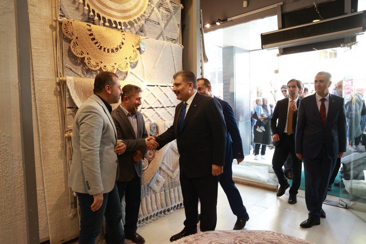 Sağlık Bakanı Fahrettin Koca: Bayramı bayram gibi kutlayacağız