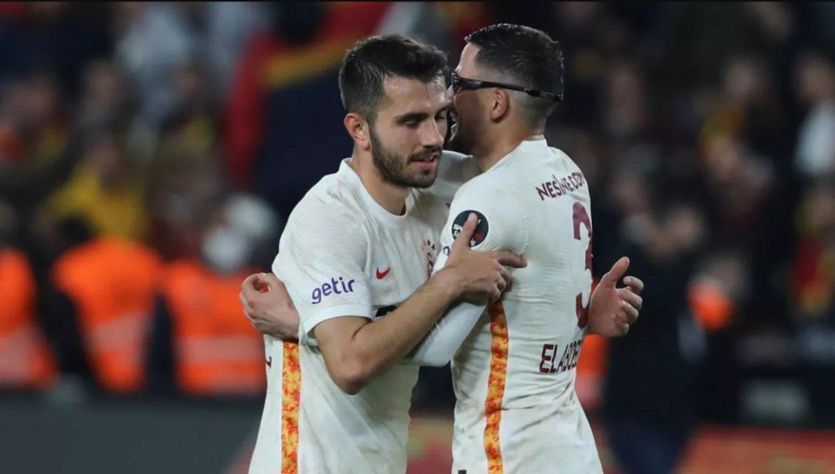 Galatasaray'da 4 oyuncu kart sınırında