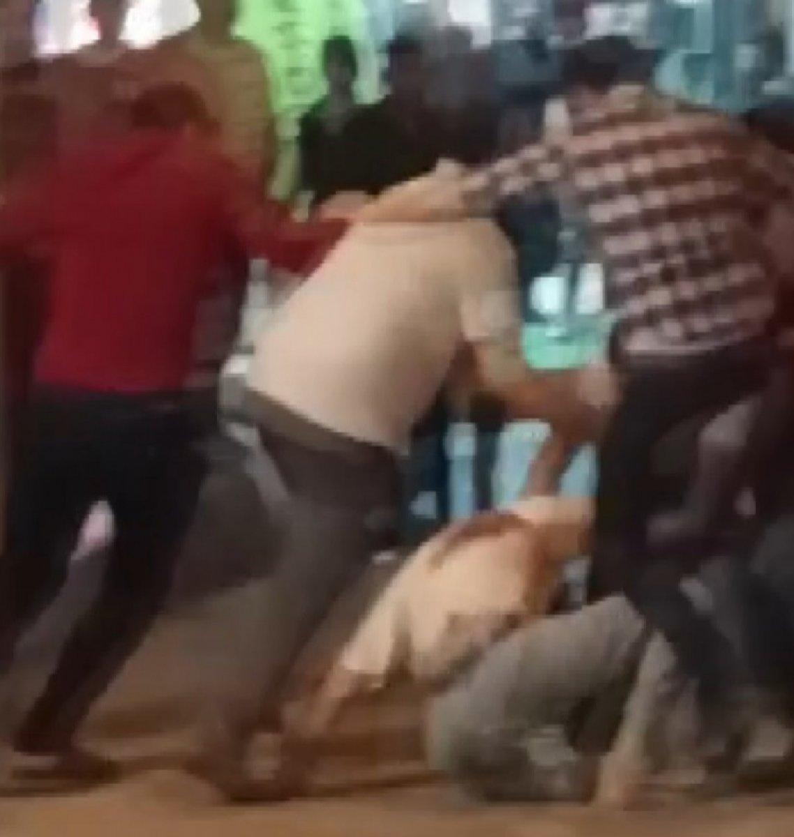 Bursa sokaklarında 'kız' kavgası