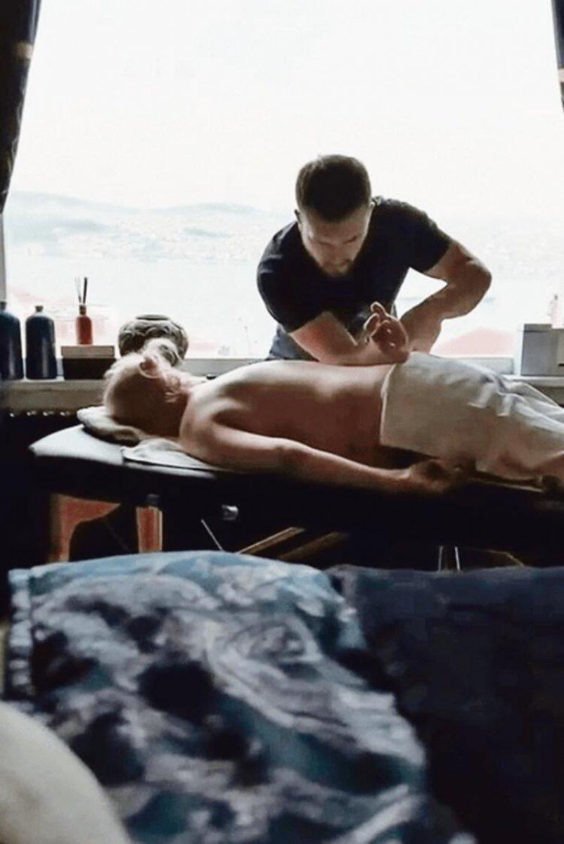 Nurseli İdiz'in masaj videosu