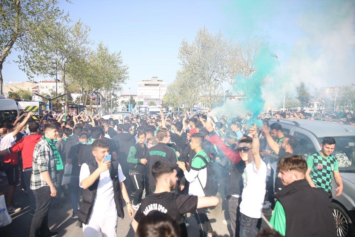 Sakaryaspor'da 1.Lig'e yükselmeyi garantiledi