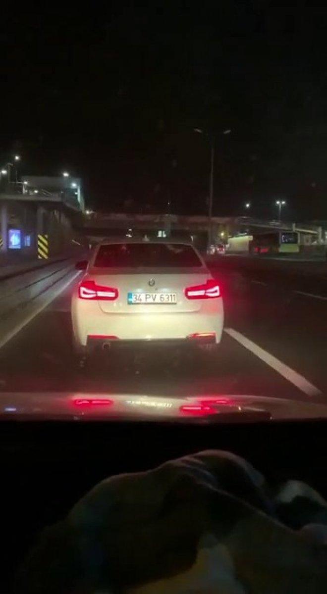 Küçükçekmece D-100 karayolunda tehlikeli yolculuk