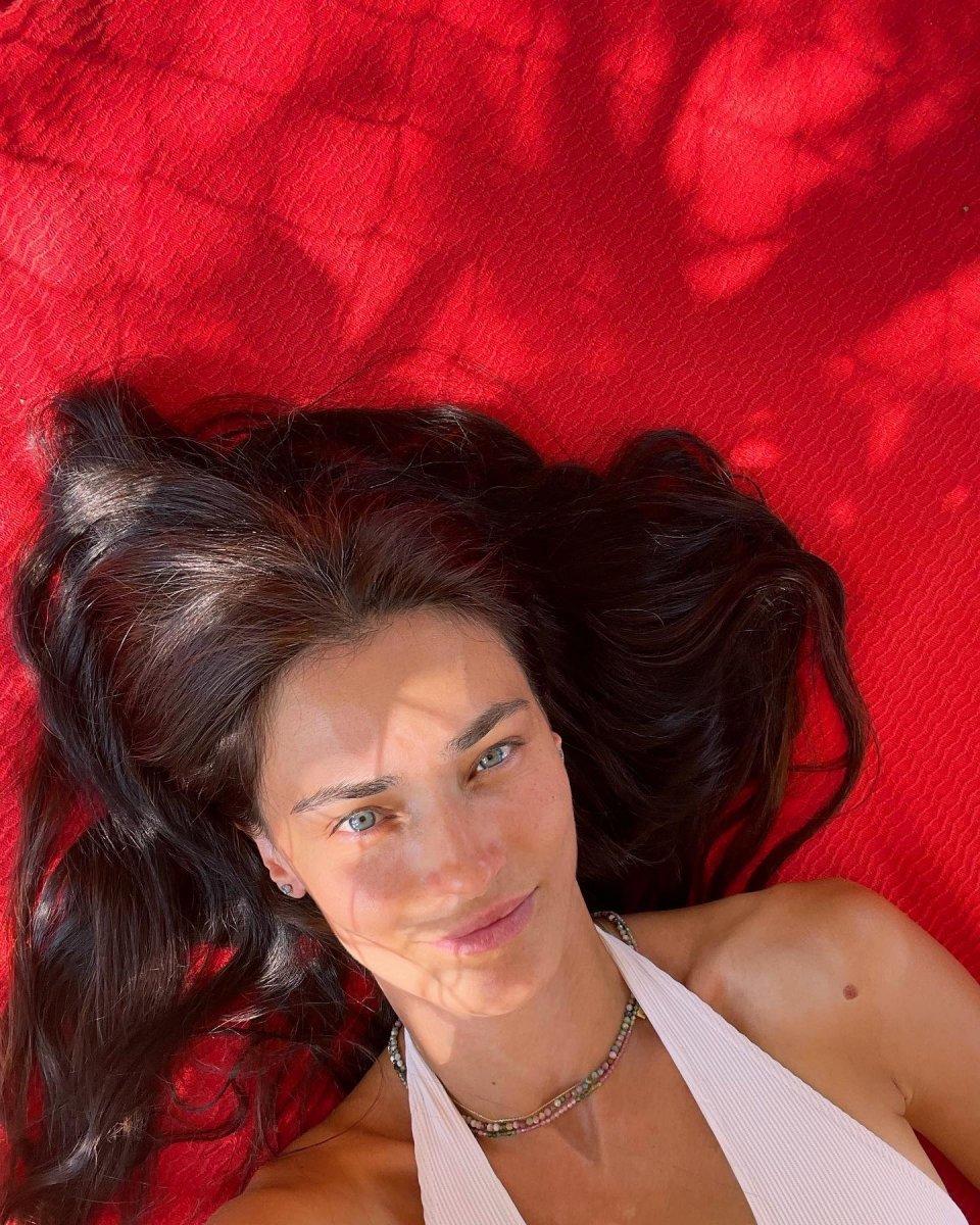 Saadet Işıl Aksoy: Dünyayı yaşanmaz hale getiriyoruz