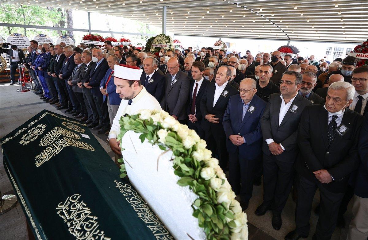 Tufan Türenç, İstanbul'da toprağa verildi