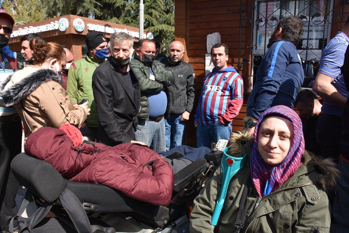 Trabzon'da Antalya maçı için bilet kuyruğu oluştu