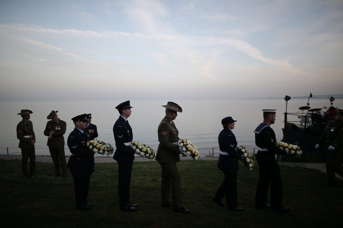 Anzak Koyu'nda geleneksel 'Şafak Ayini'