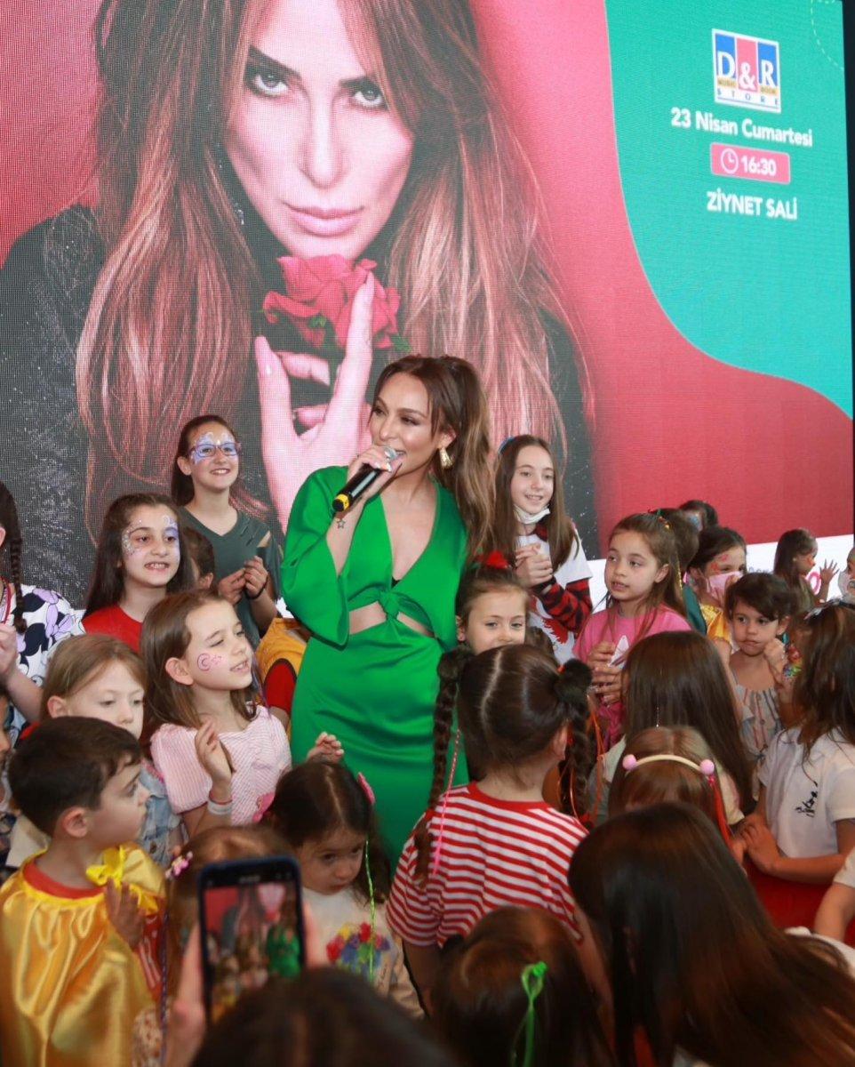 Ziynet Sali: Atatürk'e teşekkür ederim