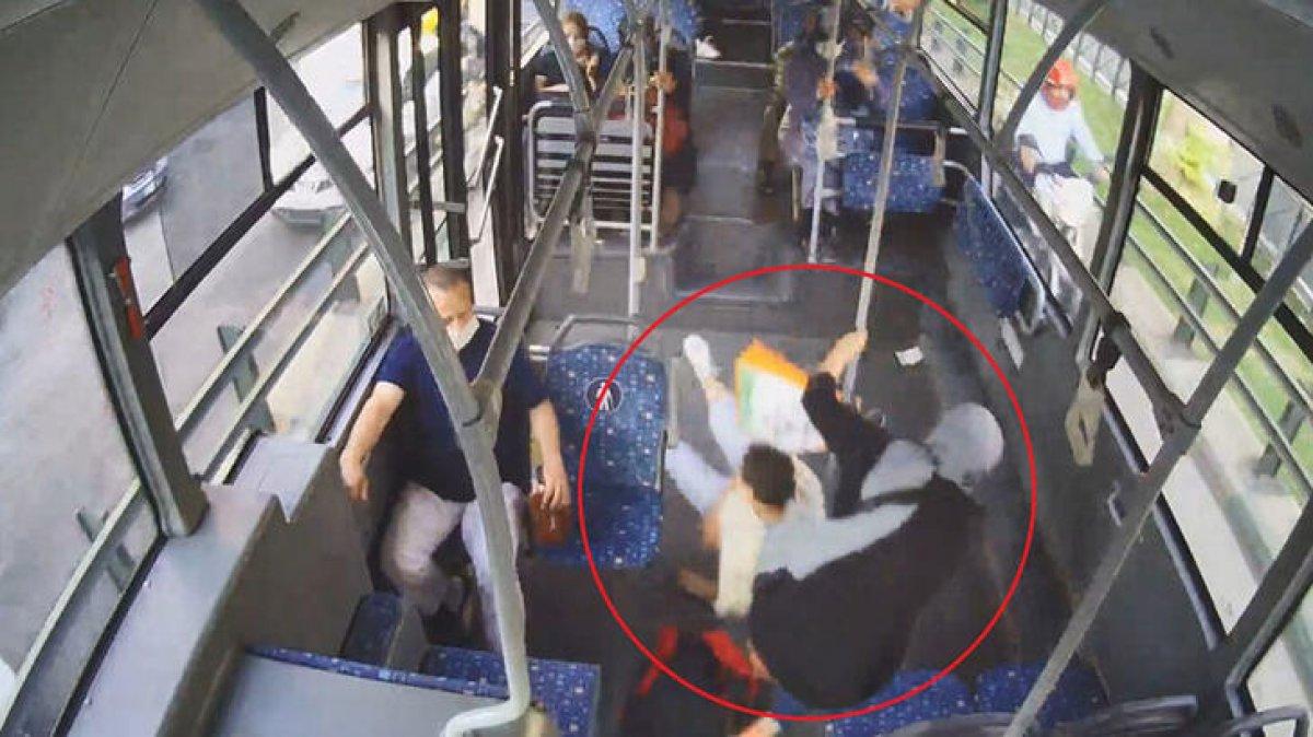 Bursa'da otobüs şoförünün ani freni, kadını iş hayatından etti