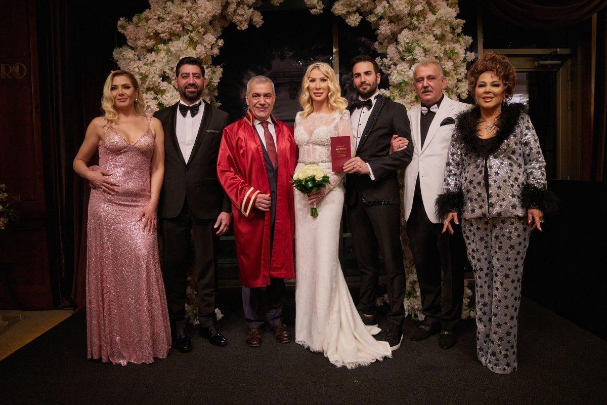 Seda Sayan'ın nikah şahidi Safiye Soyman, gündem oldu