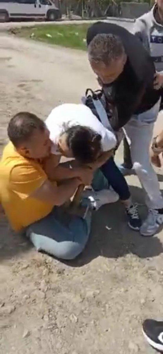 Sakarya'da komşusuna baltayla saldırdı