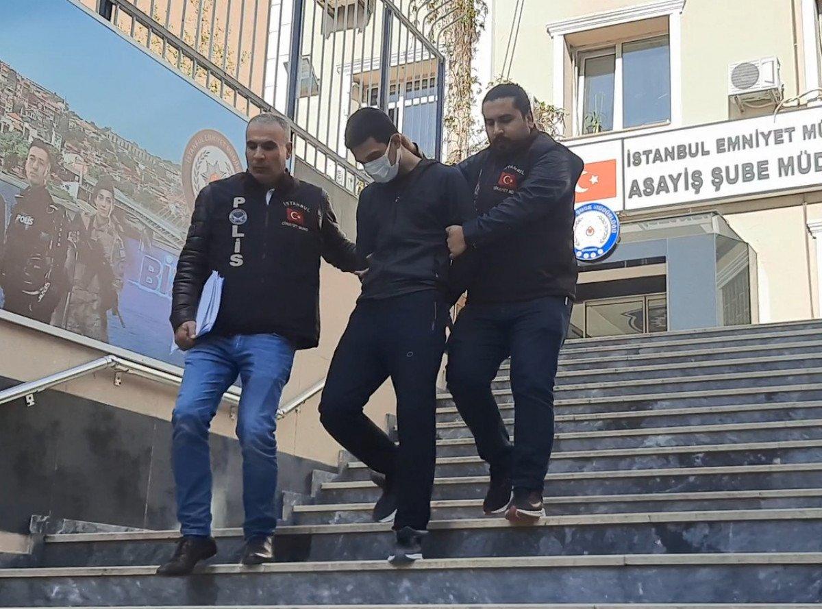 Küçükçekmece'de oğlu tarafından bıçaklanarak öldürüldü