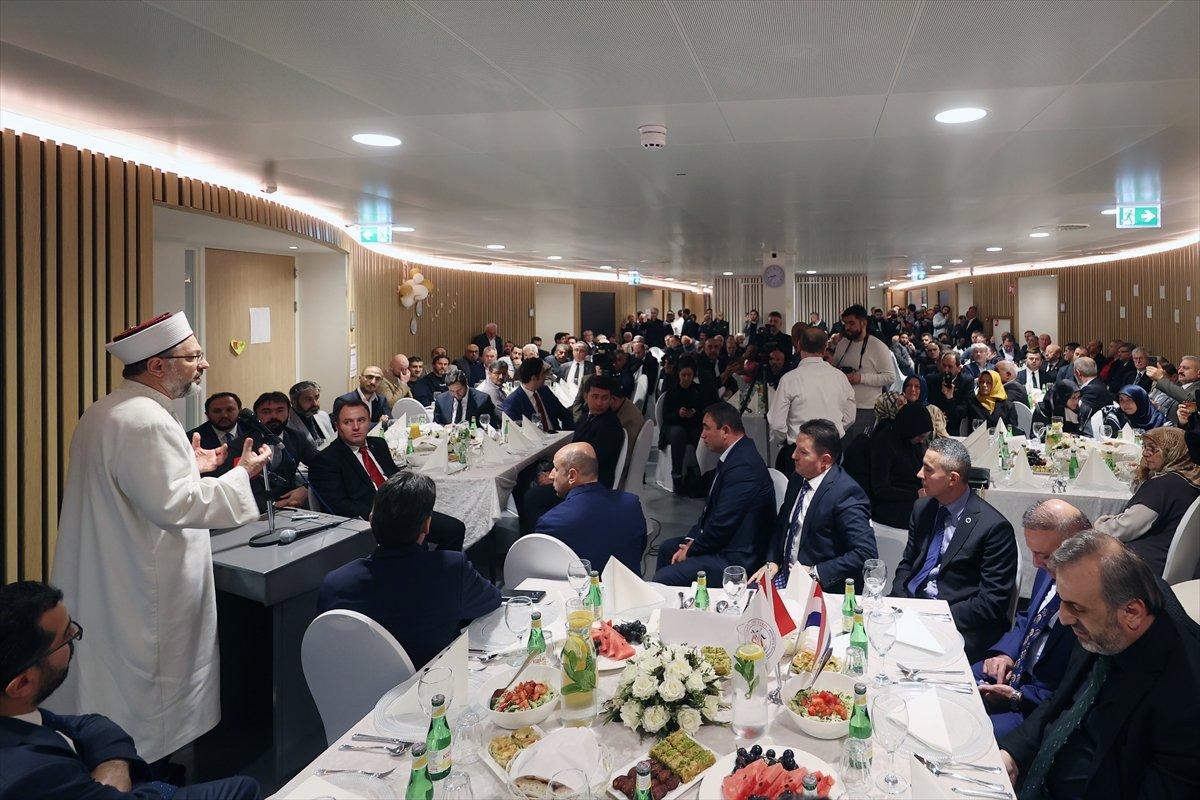 Ali Erbaş'tan Avrupa'da 'örnek Müslüman' vurgusu