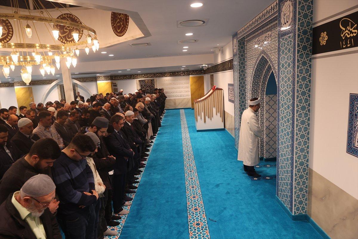 Ali Erbaş'tan Avrupa'da 'örnek Müslüman' vurgusu