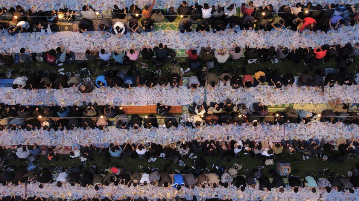 Boğaziçi Üniversitesi'nde iftar ve namaz