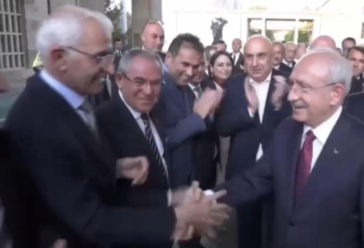 CHP’li vekiller Kılıçdaroğlu’na biat kuyruğunda