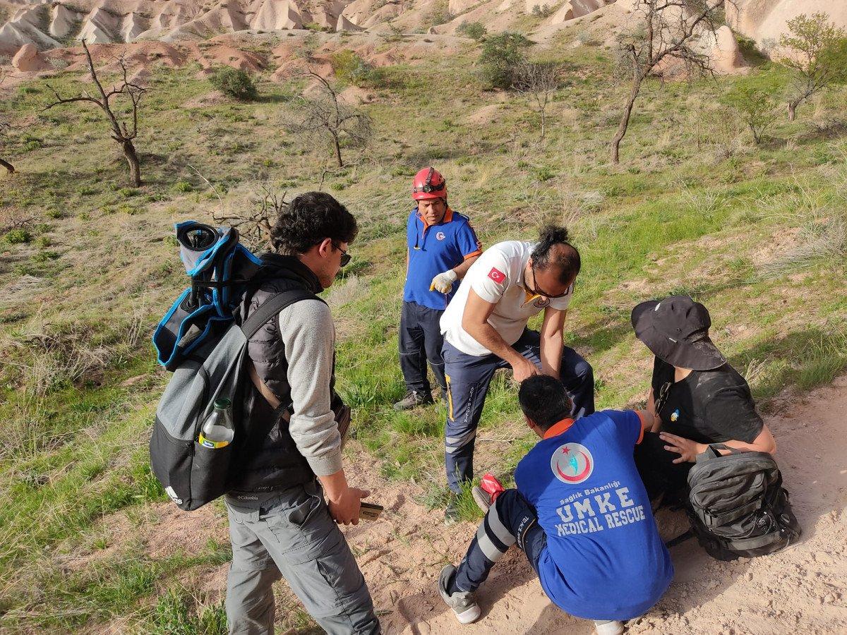 Kapadokya'yı gezen turist çukura düştü