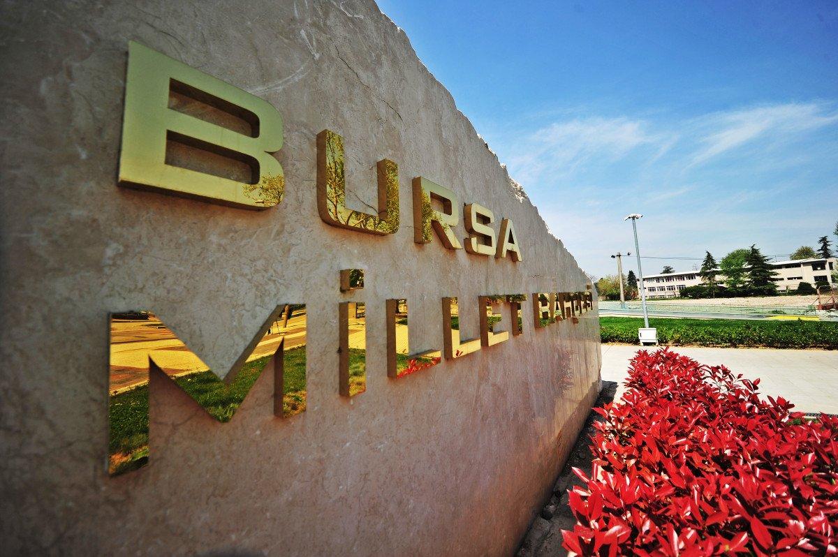 'Bursa Millet Bahçesi' yazısının ‘M’ harfini çalan hırsız için istenen ceza
