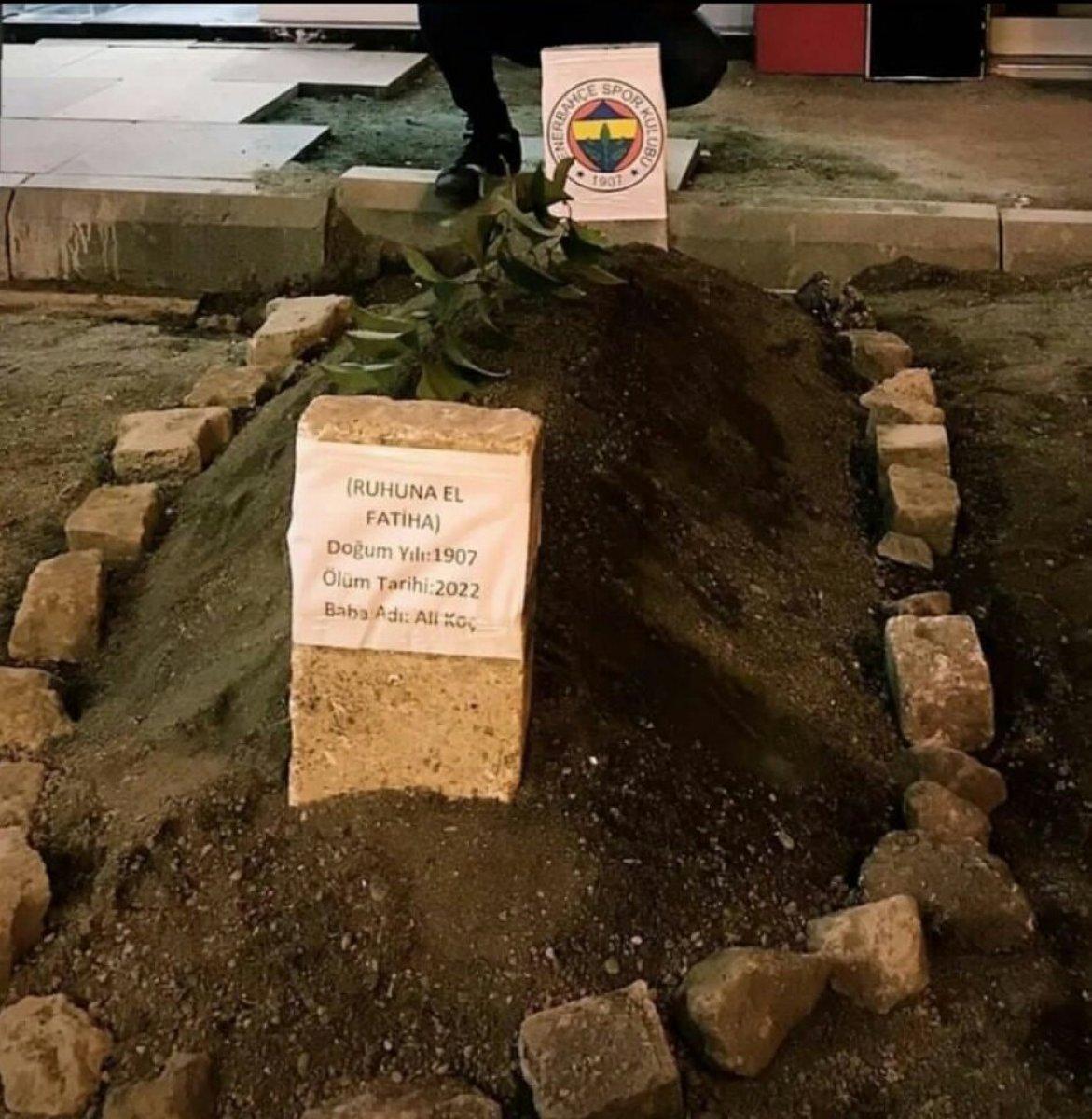 Fenerbahçe'yi Trabzon Meydanı'na gömdüler