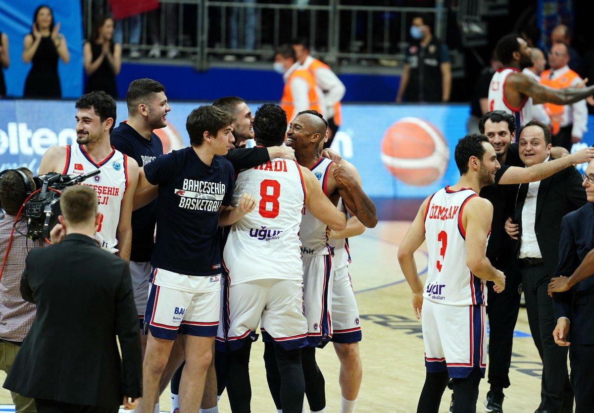 Bahçeşehir Koleji Europe Cup şampiyonu