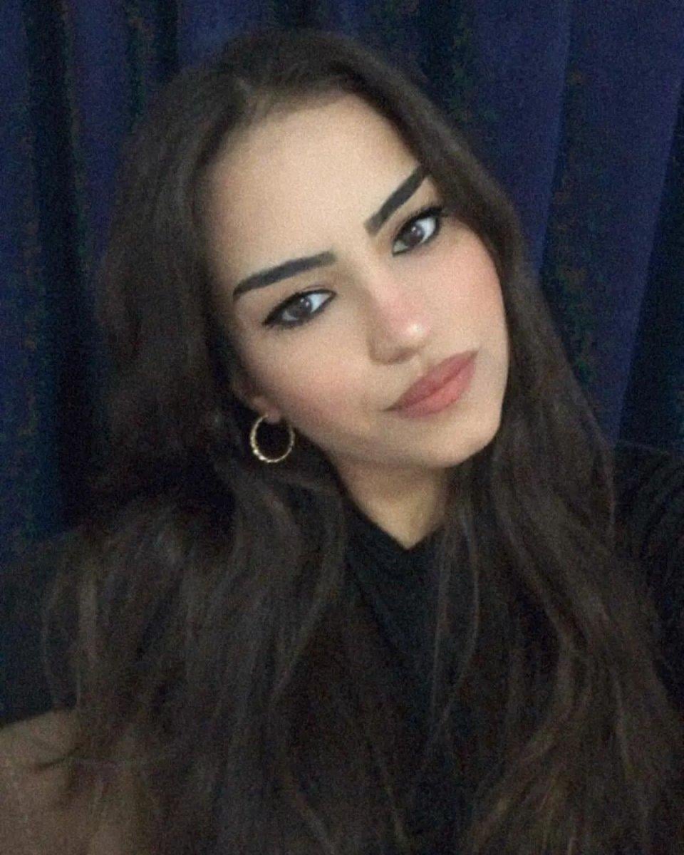 İbrahim Tatlıses'in torunu güzelliğiyle dikkat çekti