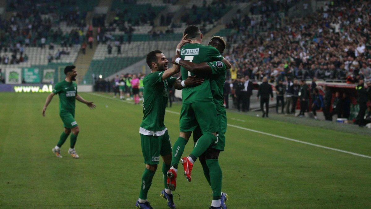 Bursaspor ligde kalmanın hesaplarını yapıyor