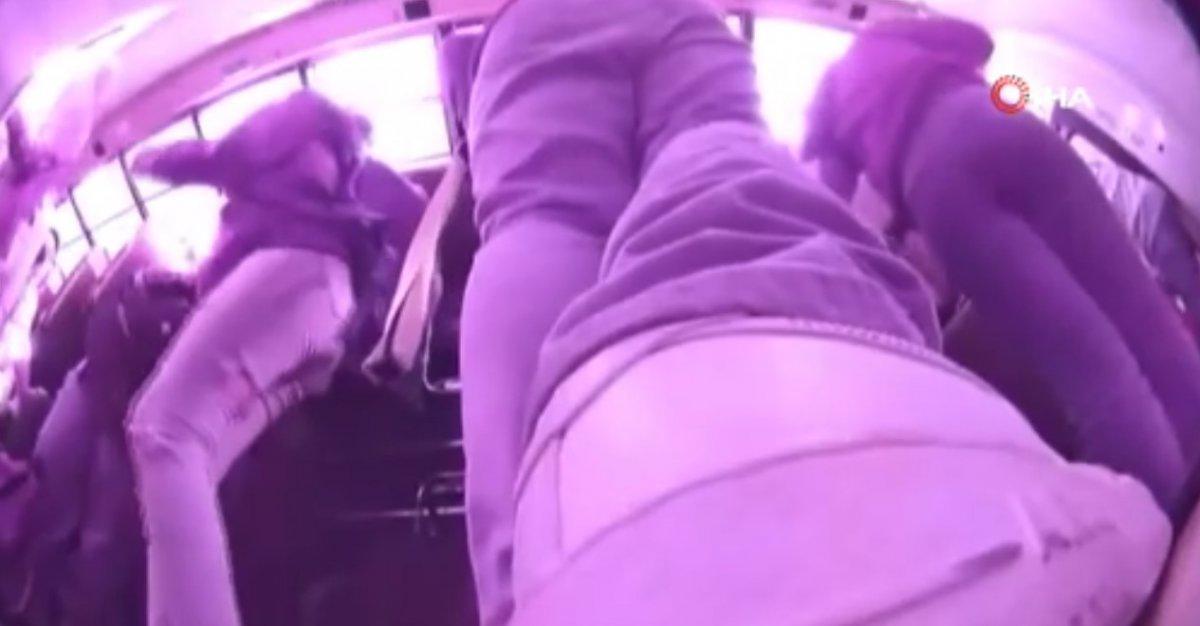 ABD’de okul otobüsüne çarptı: 7 öğrenci yaralı