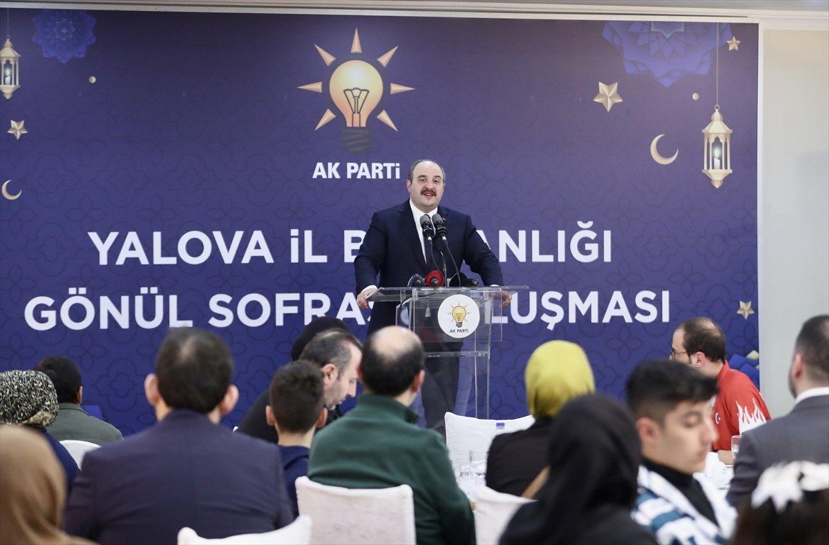 Mustafa Varank'tan Kılıçdaroğlu'na: Böyle tiyatrolarla siyaset yapılmaz