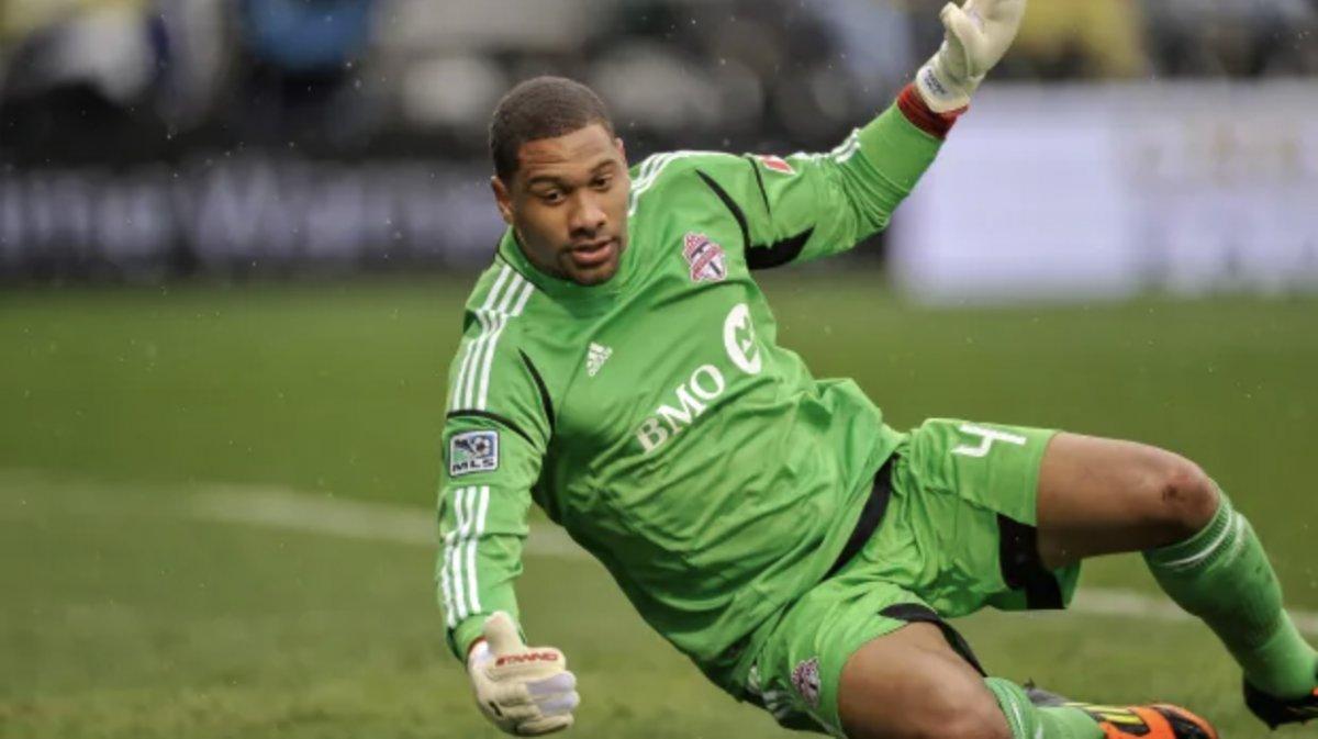 Freddy Hall trafik kazasına kurban gitti