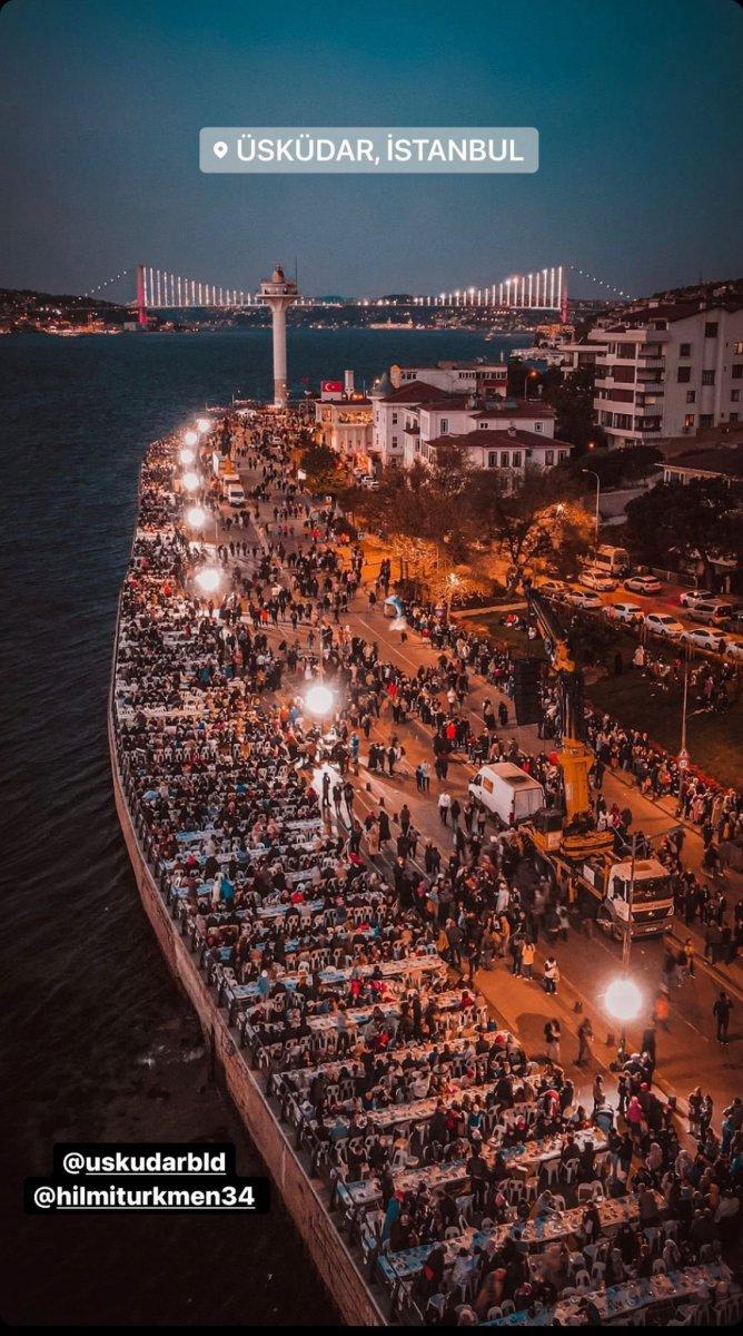 Üsküdar'da halk, 2 kilometrelik iftarda buluştu